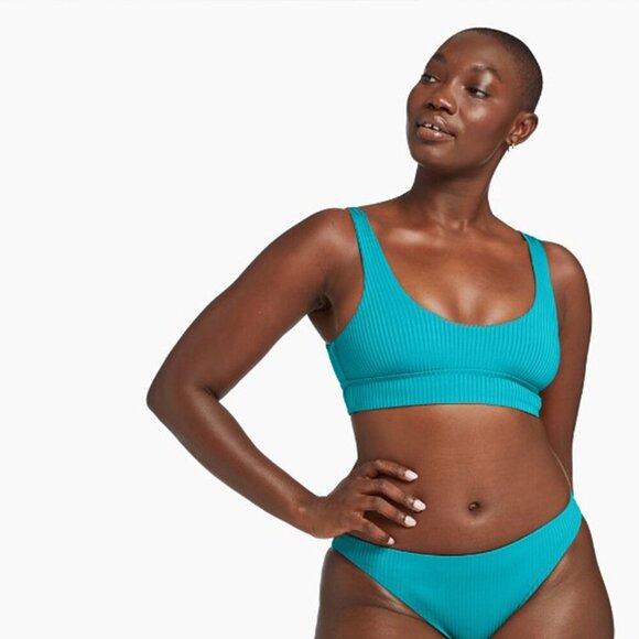 NWT VITAMIN A Sienna Tank Bikini Top XS/4 - Picture 1 of 8